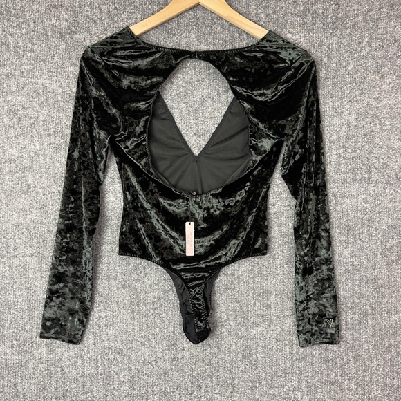NEW Victoria's Secret Black Crushed Velvet Bodysuit Long Sleeve V-Neck XS/S - Picture 2 of 9